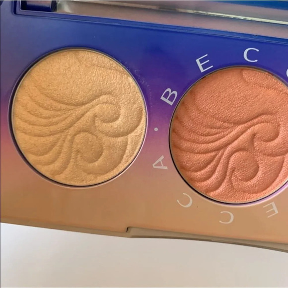 Becca Cosmetics Light Waves Highlighter Palette Makeup Artist Glow Shimmer - Picture 5 of 6